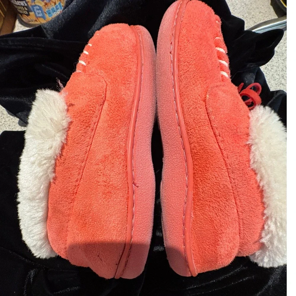 Merrimac Coral Pink Moccasin Slippers Faux Fur Lined US 2-3 EU 33-34